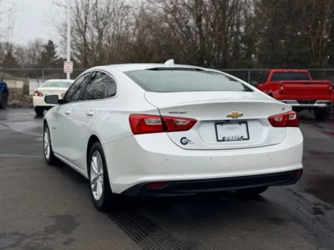 More photos of 2016 Chevrolet Malibu LT at Hank Graff Chevrolet Davison, MI