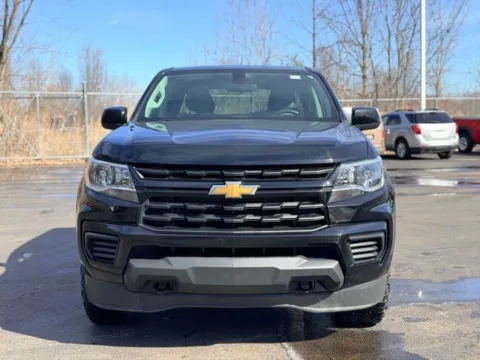 Photos of 2022 Chevrolet Colorado Work Truck for sale in Davison, MI at Hank Graff Chevrolet Davison