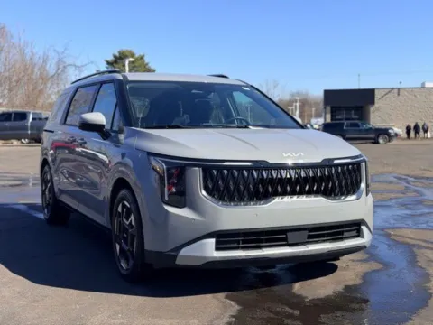 Another view of 2025 Kia Carnival EX for sale in Davison, MI at Hank Graff Chevrolet Davison