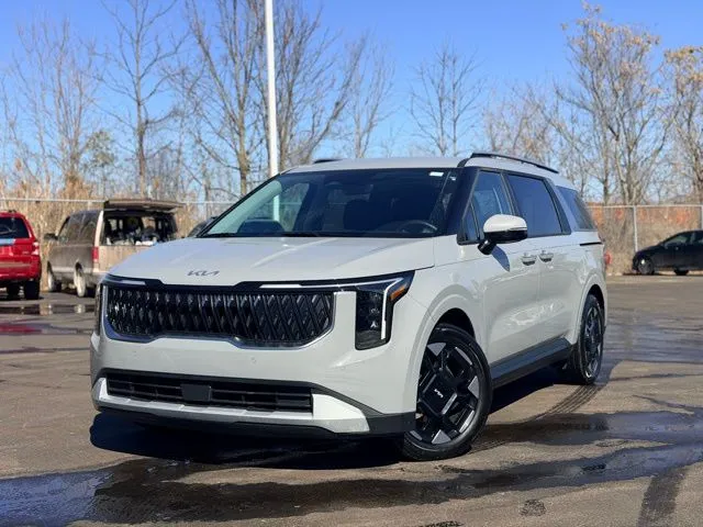 Silver 2025 Kia Carnival EX for sale in Davison, MI