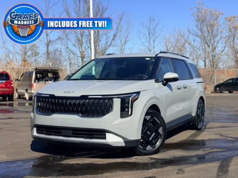 Silver 2025 Kia Carnival EX for sale in Davison, MI