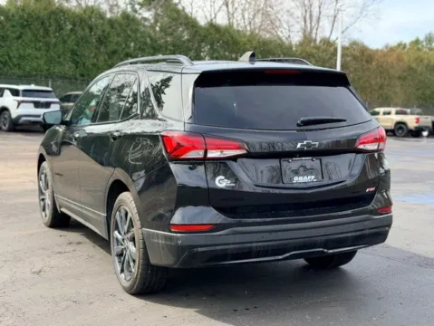 More photos of 2022 Chevrolet Equinox RS at Hank Graff Chevrolet Davison, MI