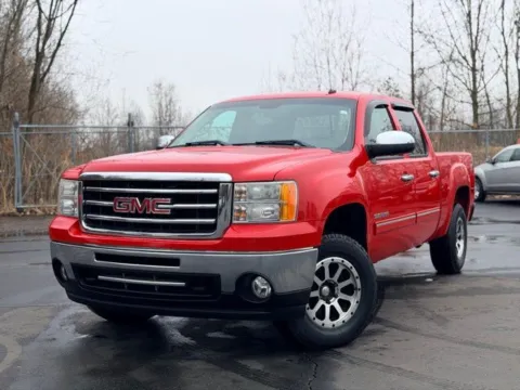 Red 2013 GMC Sierra 1500 SLE for sale in Davison, MI