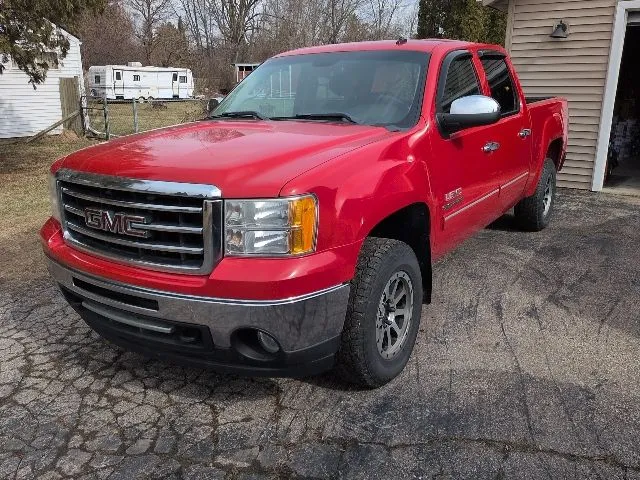 Red 2013 GMC Sierra 1500 SLE for sale in Davison, MI