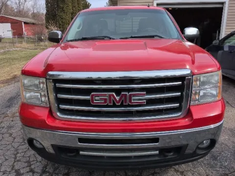 Photos of 2013 GMC Sierra 1500 SLE for sale in Davison, MI at Hank Graff Chevrolet Davison