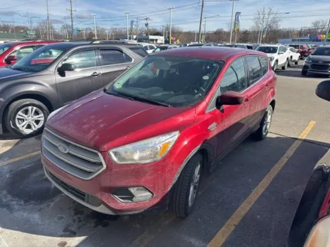Red 2017 Ford Escape SE for sale in Davison, MI