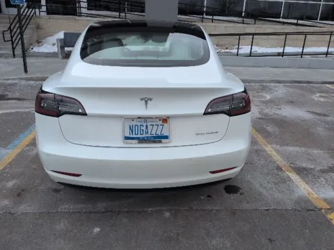 More photos of 2019 Tesla Model 3 Long Range at Hank Graff Chevrolet Davison, MI