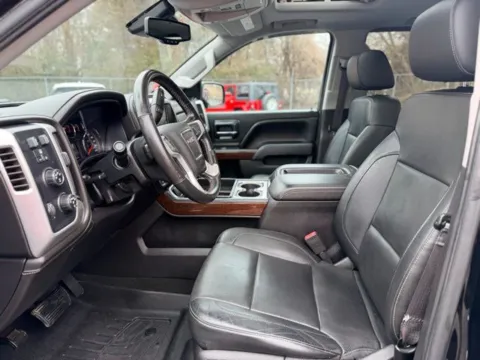 More photos of 2015 GMC Sierra 1500 SLT at Hank Graff Chevrolet Davison, MI