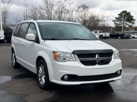 Photos of 2018 Dodge Grand Caravan SXT for sale in Davison, MI at Hank Graff Chevrolet Davison