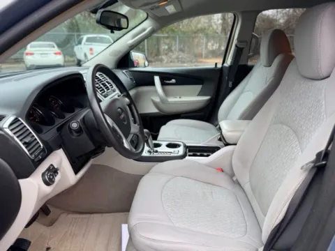 More photos of 2008 GMC Acadia SLE-1 at Hank Graff Chevrolet Davison, MI