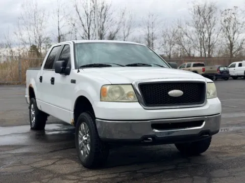 Photos of 2008 Ford F-150 XLT for sale in Davison, MI at Hank Graff Chevrolet Davison