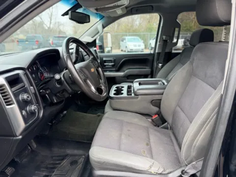 More photos of 2015 Chevrolet Silverado 1500 LT at Hank Graff Chevrolet Davison, MI