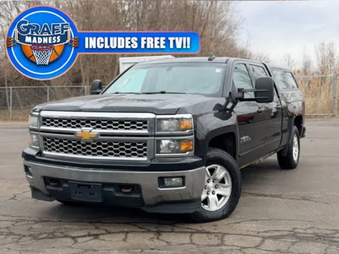 Black 2015 Chevrolet Silverado 1500 LT for sale in Davison, MI