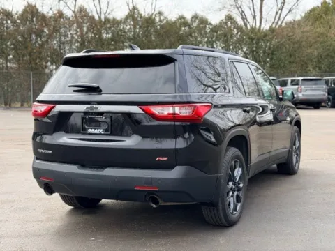 More photos of 2020 Chevrolet Traverse RS at Hank Graff Chevrolet Davison, MI
