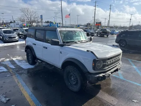 Another view of 2023 Ford Bronco Black Diamond for sale in Davison, MI at Hank Graff Chevrolet Davison
