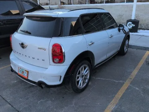More photos of 2015 MINI Cooper S Countryman at Hank Graff Chevrolet Davison, MI