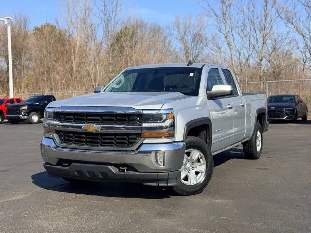 Silver 2016 Chevrolet Silverado 1500 LT for sale in Davison, MI