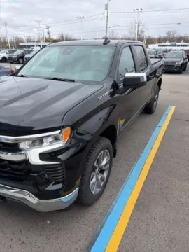 Another view of 2023 Chevrolet Silverado 1500 LT for sale in Davison, MI at Hank Graff Chevrolet Davison
