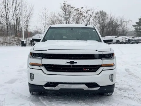 Photos of 2018 Chevrolet Silverado 1500 LT for sale in Davison, MI at Hank Graff Chevrolet Davison