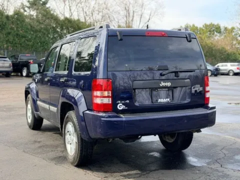 More photos of 2012 Jeep Liberty Sport at Hank Graff Chevrolet Davison, MI