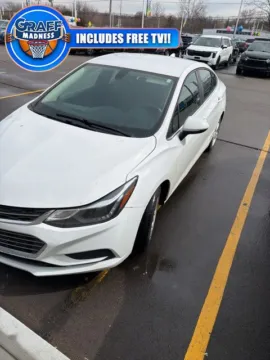 White 2017 Chevrolet Cruze LT for sale in Davison, MI