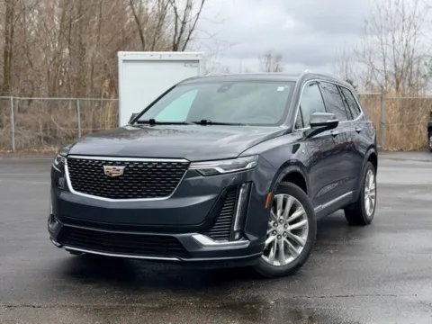 Gray 2022 Cadillac XT6 Premium Luxury for sale in Davison, MI