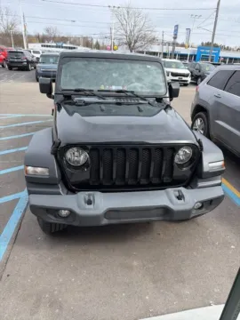 More photos of 2018 Jeep Wrangler Unlimited Sport at Hank Graff Chevrolet Davison, MI