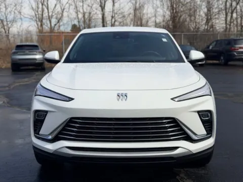 Photos of 2024 Buick Envista Preferred for sale in Davison, MI at Hank Graff Chevrolet Davison