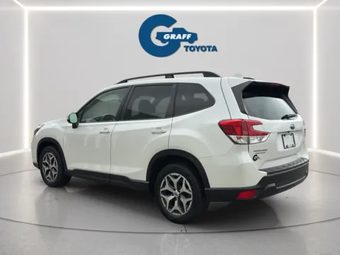 More photos of 2021 Subaru Forester Premium at Hank Graff Chevrolet Davison, MI