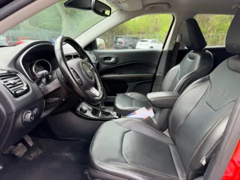 More photos of 2020 Jeep Compass Limited at Hank Graff Chevrolet Davison, MI