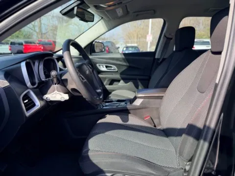 More photos of 2017 Chevrolet Equinox LS at Hank Graff Chevrolet Davison, MI