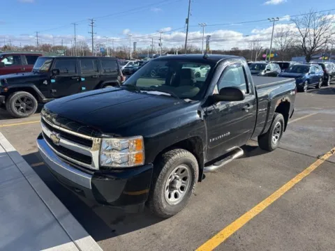 Black 2007 Chevrolet Silverado 1500 Work Truck for sale in Davison, MI
