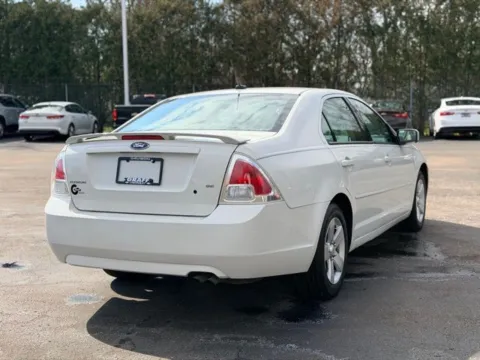 Another view of 2008 Ford Fusion SE for sale in Davison, MI at Hank Graff Chevrolet Davison