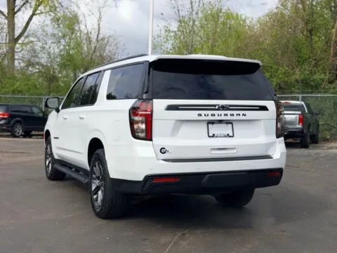 More photos of 2024 Chevrolet Suburban Z71 at Hank Graff Chevrolet Davison, MI