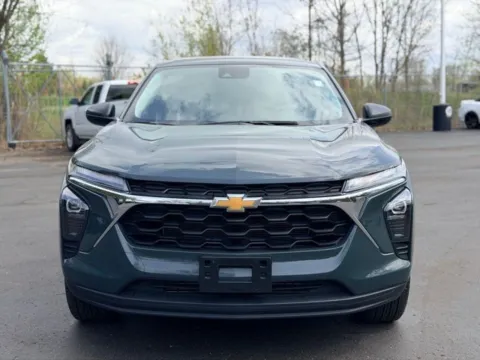 Photos of 2025 Chevrolet Trax LS for sale in Davison, MI at Hank Graff Chevrolet Davison