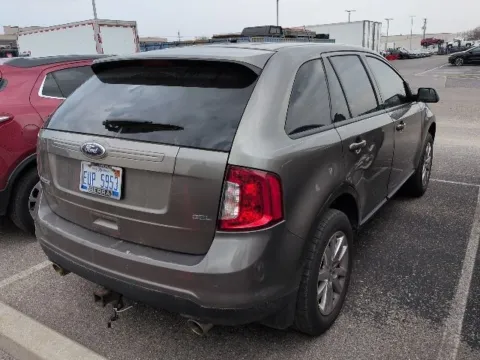 More photos of 2012 Ford Edge SEL at Hank Graff Chevrolet Davison, MI
