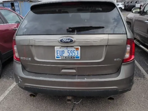 More photos of 2012 Ford Edge SEL at Hank Graff Chevrolet Davison, MI