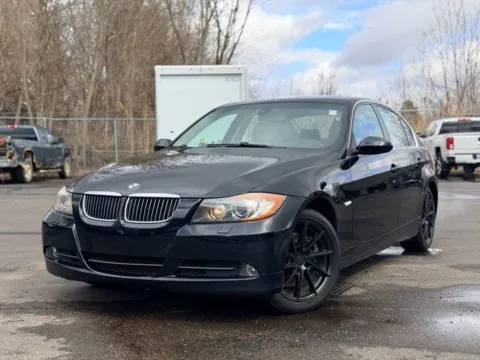 White 2006 BMW 3 Series 330xi for sale in Davison, MI