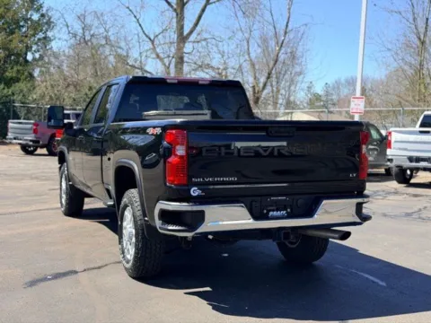 More photos of 2022 Chevrolet Silverado 2500HD LT at Hank Graff Chevrolet Davison, MI