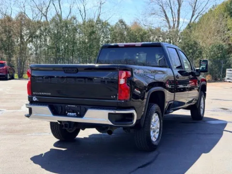 More photos of 2022 Chevrolet Silverado 2500HD LT at Hank Graff Chevrolet Davison, MI
