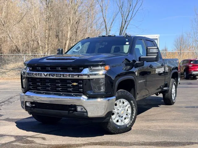 Black 2022 Chevrolet Silverado 2500HD LT for sale in Davison, MI