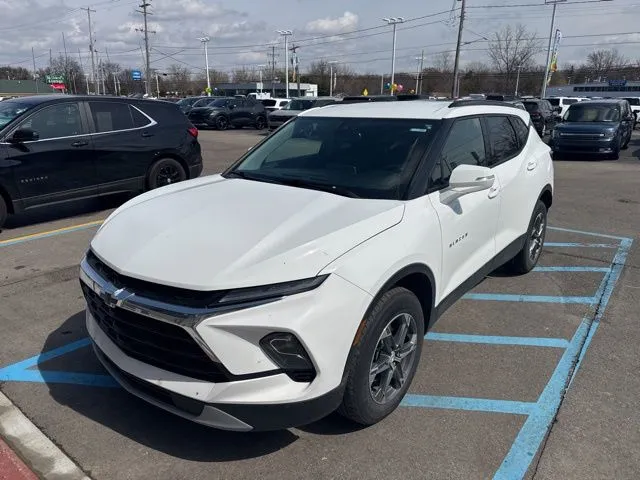 White 2023 Chevrolet Blazer LT for sale in Davison, MI