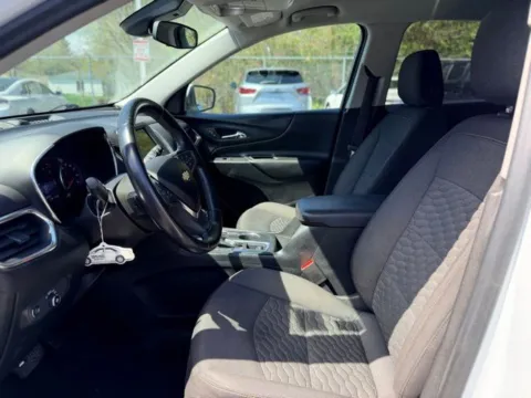 More photos of 2019 Chevrolet Equinox LT at Hank Graff Chevrolet Davison, MI