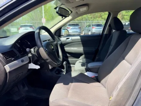 More photos of 2009 Chevrolet Cobalt LT at Hank Graff Chevrolet Davison, MI
