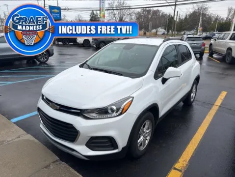 White 2021 Chevrolet Trax LT for sale in Davison, MI