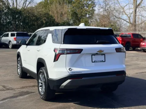 More photos of 2025 Chevrolet Equinox LT at Hank Graff Chevrolet Davison, MI