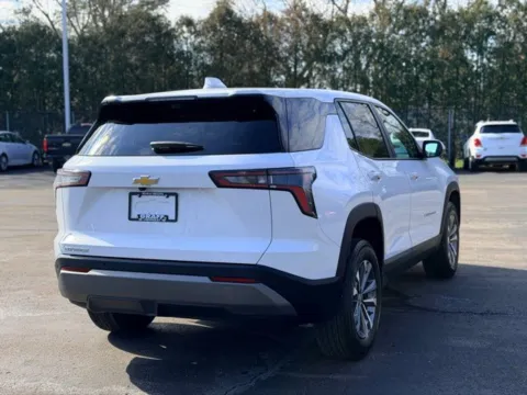 More photos of 2025 Chevrolet Equinox LT at Hank Graff Chevrolet Davison, MI