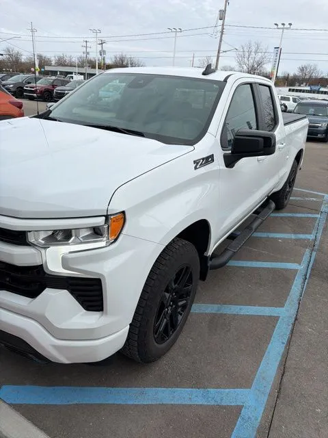 White 2024 Chevrolet Silverado 1500 RST for sale in Davison, MI