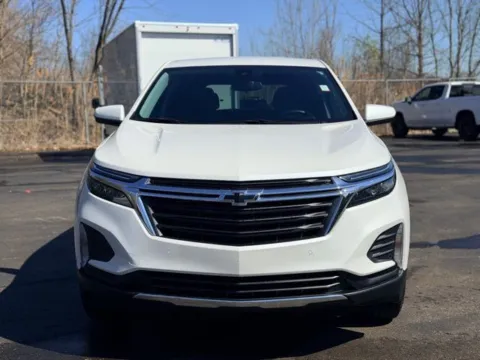 Photos of 2024 Chevrolet Equinox LT for sale in Davison, MI at Hank Graff Chevrolet Davison