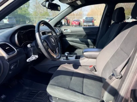 More photos of 2014 Jeep Grand Cherokee Laredo at Hank Graff Chevrolet Davison, MI